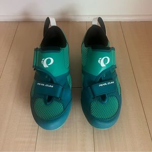 Pearl Izumi Women's Tri Fly V Cycling Shoe - size 41 (US ~8.5), great condition!
